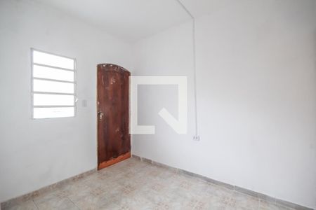 Sala de casa para alugar com 2 quartos, 75m² em Cipava, Osasco