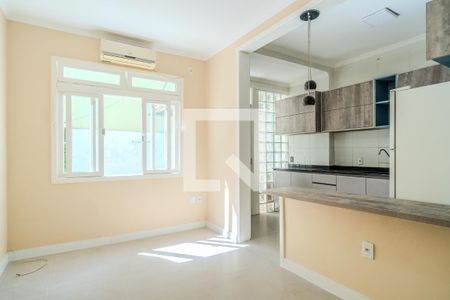 Sala de apartamento para alugar com 1 quarto, 44m² em Centro Histórico, Porto Alegre