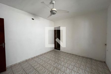 Quarto 2 de casa para alugar com 2 quartos, 162m² em Cidade Edson, Suzano