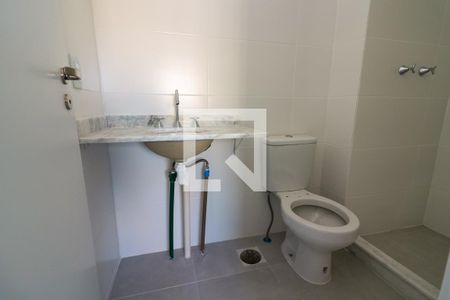 Banheiro da Suíte de apartamento à venda com 2 quartos, 52m² em Partenon, Porto Alegre