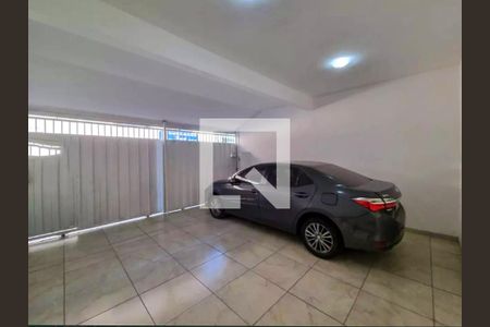 Garagem de casa à venda com 3 quartos, 180m² em Havaí, Belo Horizonte