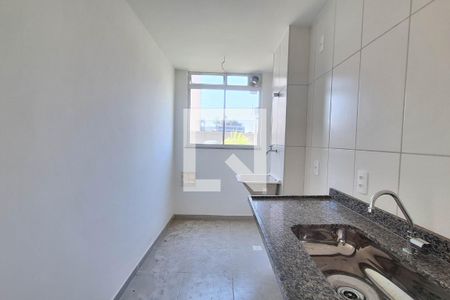 Cozinha de apartamento para alugar com 2 quartos, 52m² em Chácaras Rio-petrópolis, Duque de Caxias