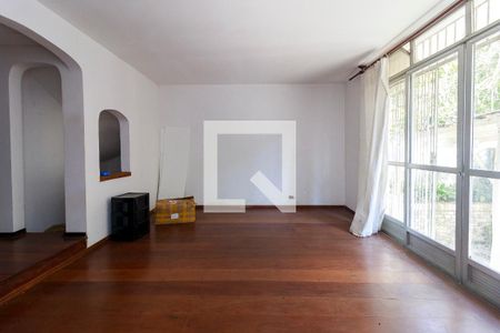 Sala de casa de condomínio para alugar com 4 quartos, 180m² em Chácara Flora, São Paulo