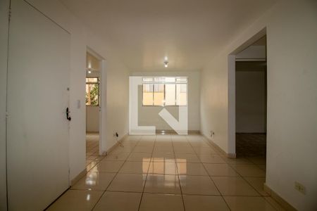 Sala de apartamento para alugar com 2 quartos, 50m² em Lajeado, Cotia