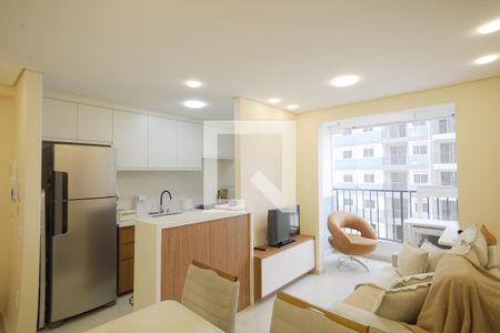 Sala de apartamento para alugar com 2 quartos, 51m² em Liberdade, São Paulo