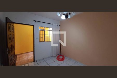 Sala de casa para alugar com 3 quartos, 170m² em Jardim Roberto, Osasco