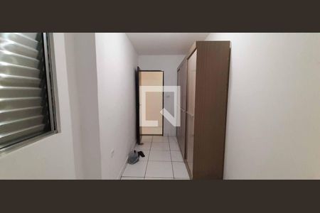 Quarto 1 de casa para alugar com 3 quartos, 170m² em Jardim Roberto, Osasco