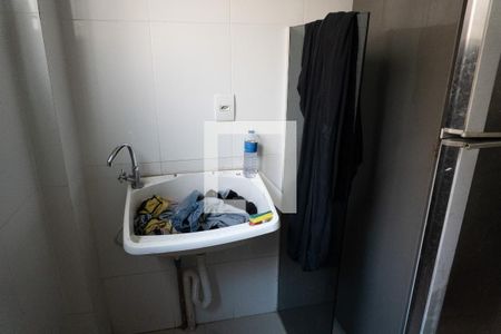 Cozinha e Área de Serviço de apartamento à venda com 2 quartos, 42m² em Milanez, Contagem