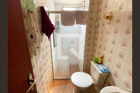 Banheiro de apartamento para alugar com 2 quartos, 55m² em João Paulo Ii (barreiro), Contagem