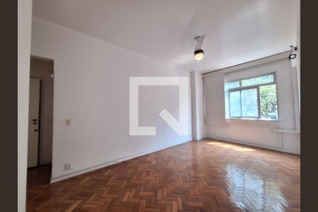 Sala de apartamento para alugar com 3 quartos, 85m² em Humaitá, Rio de Janeiro