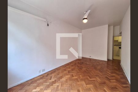 Sala de apartamento para alugar com 3 quartos, 85m² em Humaitá, Rio de Janeiro