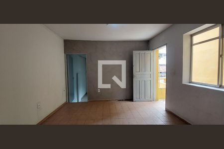 Sala de casa para alugar com 4 quartos, 110m² em Vila Apiai, Santo André