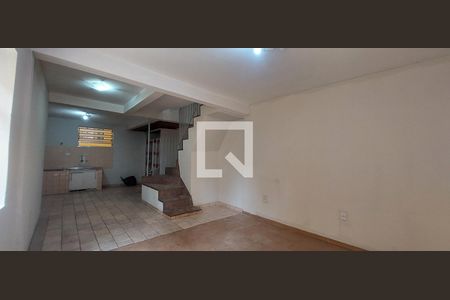 Sala de casa para alugar com 4 quartos, 110m² em Vila Apiai, Santo André