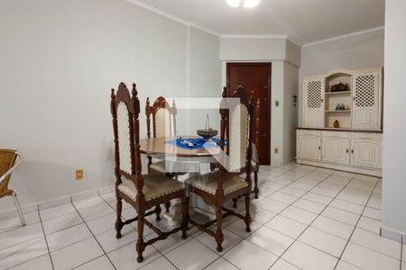 Sala de apartamento para alugar com 2 quartos, 93m² em Guilhermina, Praia Grande