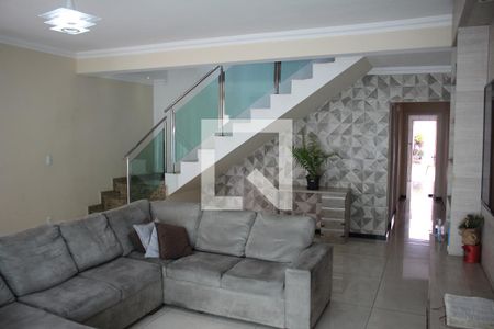 Sala de casa à venda com 4 quartos, 240m² em Jardim Riacho das Pedras, Contagem