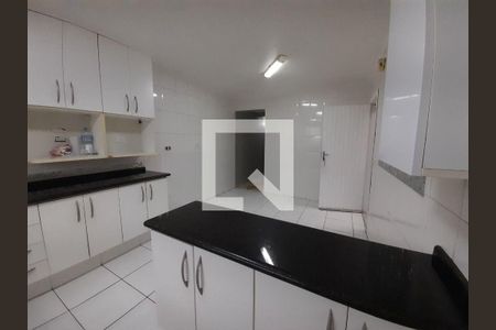 Casa à venda com 3 quartos, 164m² em Jardim Esmeralda, São Paulo