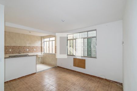 Sala de apartamento para alugar com 2 quartos, 60m² em Brás de Pina, Rio de Janeiro