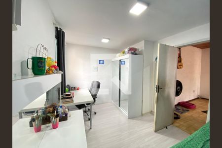 Quarto 1 de casa para alugar com 2 quartos, 80m² em Del Castilho, Rio de Janeiro