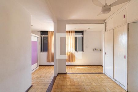 Quarto 2 de casa para alugar com 2 quartos, 80m² em Del Castilho, Rio de Janeiro