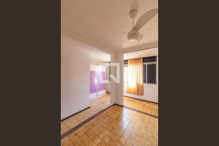 Quarto 2 de casa para alugar com 2 quartos, 80m² em Del Castilho, Rio de Janeiro