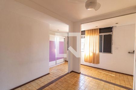 Quarto 2 de casa para alugar com 2 quartos, 80m² em Del Castilho, Rio de Janeiro