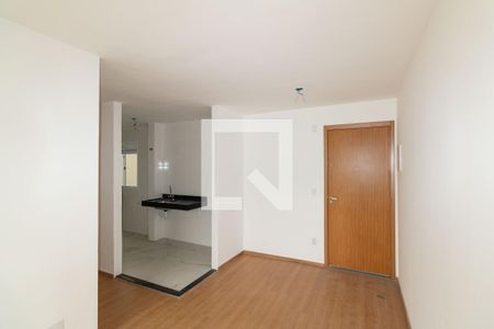 Sala de apartamento para alugar com 2 quartos, 44m² em Inhoaíba, Rio de Janeiro