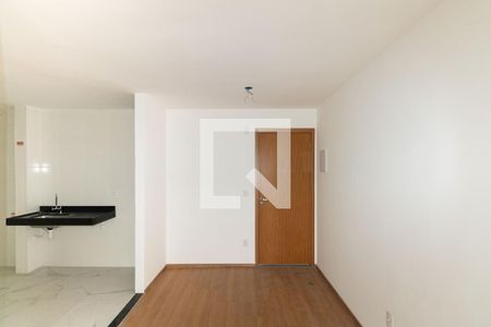 Sala de apartamento para alugar com 2 quartos, 44m² em Inhoaíba, Rio de Janeiro