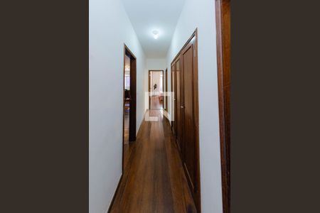 Corredor de apartamento à venda com 3 quartos, 120m² em Coracao de Jesus, Belo Horizonte