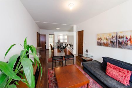 Sala de apartamento à venda com 3 quartos, 120m² em Coracao de Jesus, Belo Horizonte