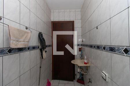 Banheiro de casa à venda com 3 quartos, 150m² em Parque Edu Chaves, São Paulo