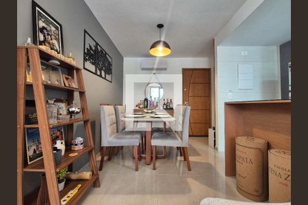 Sala de apartamento para alugar com 2 quartos, 63m² em Recreio dos Bandeirantes, Rio de Janeiro
