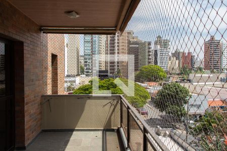 Varanda de apartamento à venda com 3 quartos, 273m² em Cambuí, Campinas