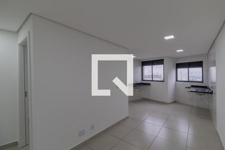 Apartamento para alugar com 2 quartos, 47m² em Vila Euthalia, São Paulo