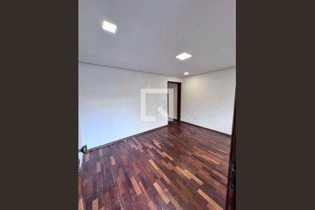 Casa à venda com 3 quartos, 140m² em Água Rasa, São Paulo