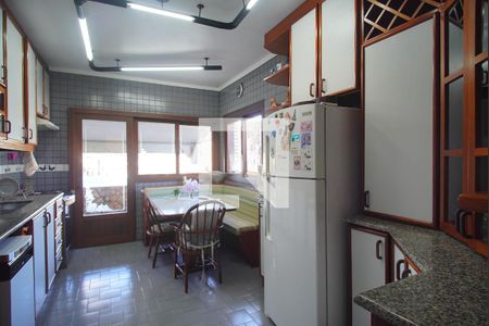 Casa para alugar com 900m², 4 quartos e 7 vagas Casa para alugar com 900m², 4 quartos e 7 vagasCozinha