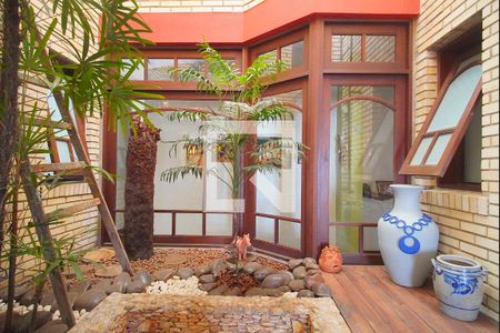 Casa para alugar com 900m², 4 quartos e 7 vagas Casa para alugar com 900m², 4 quartos e 7 vagasJardim