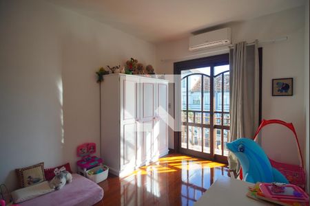 Casa para alugar com 900m², 4 quartos e 7 vagas Casa para alugar com 900m², 4 quartos e 7 vagasSuíte 2