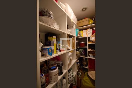 Apartamento à venda com 89m², 2 quartos e 2 vagas Apartamento à venda com 89m², 2 quartos e 2 vagasDespensa