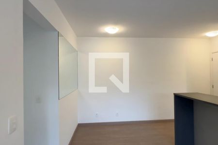 Sala de apartamento à venda com 2 quartos, 67m² em Green Valley, Barueri