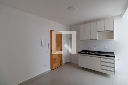 Sala e Cozinha Integrada  de apartamento para alugar com 2 quartos, 41m² em Vila São Geraldo, São Paulo