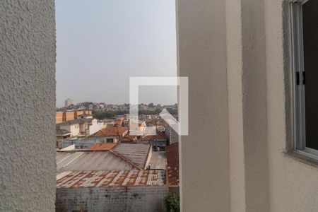 Vista Cozinha e Área de Serviço de apartamento para alugar com 2 quartos, 41m² em Vila São Geraldo, São Paulo