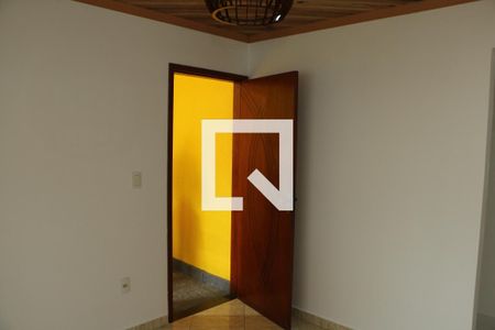 Sala de apartamento para alugar com 2 quartos, 60m² em Da Luz, Nova Iguaçu