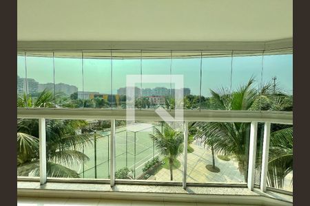 Varanda  de apartamento para alugar com 2 quartos, 81m² em Barra da Tijuca, Rio de Janeiro