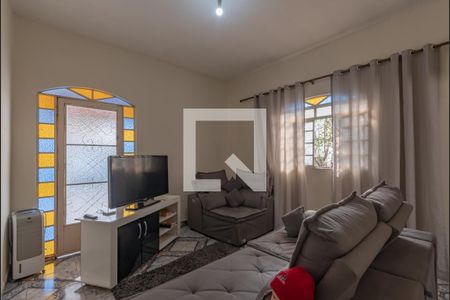 Sala de casa à venda com 3 quartos, 360m² em Europa, Belo Horizonte