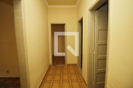 Corredor de apartamento para alugar com 2 quartos, 90m² em Cordovil, Rio de Janeiro