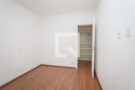 Quarto 2 de casa para alugar com 2 quartos, 150m² em Jardim Monte Kemel, São Paulo