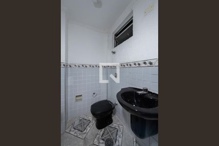 Lavabo de apartamento para alugar com 4 quartos, 236m² em Pompéia, Santos