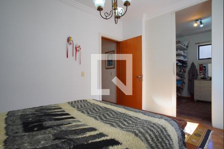 Suíte de apartamento à venda com 3 quartos, 150m² em Petrópolis, Porto Alegre