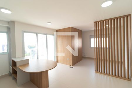 Salas de kitnet/studio à venda com 1 quarto, 41m² em Centro, Campinas