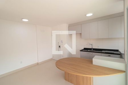 Salas de kitnet/studio para alugar com 1 quarto, 41m² em Centro, Campinas